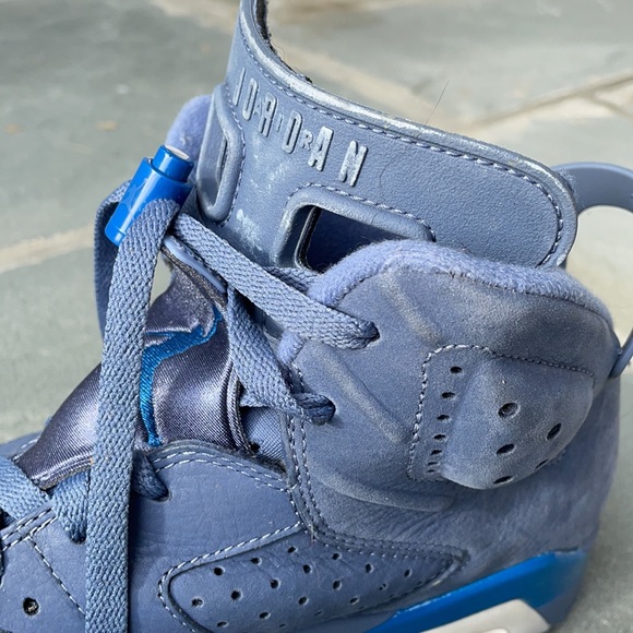 Blue suede Nike Air Jordan’s- 2018 - Picture 11 of 12